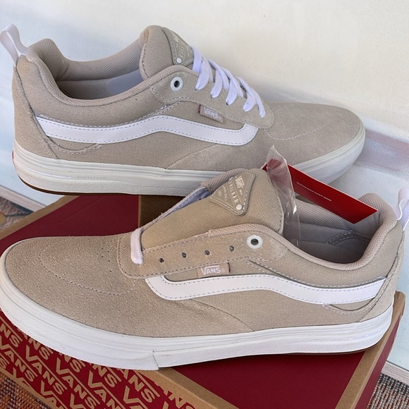 Vans WMNS Kyle Walker Pro
Antique/Rose
VN0A4UWS2LY
Sneakers - Picture 11 of 16